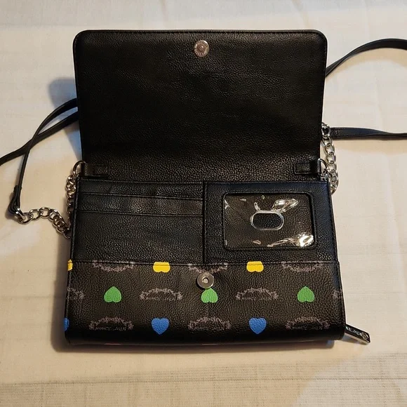 Betsey Johnson Heart Crossbody - Picture 4 of 5